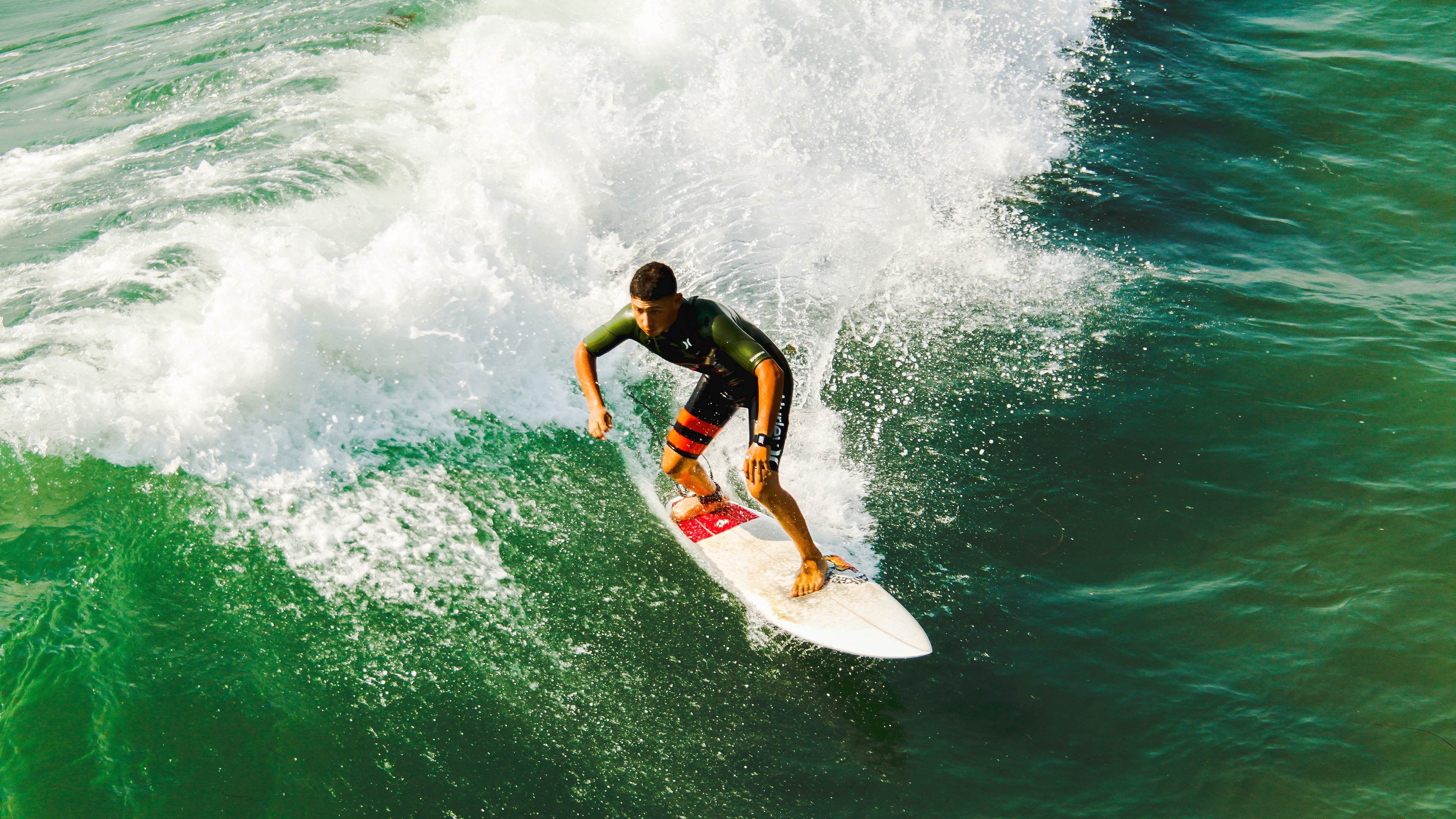 三人传控小组建立中路优势，“三人小组”模式